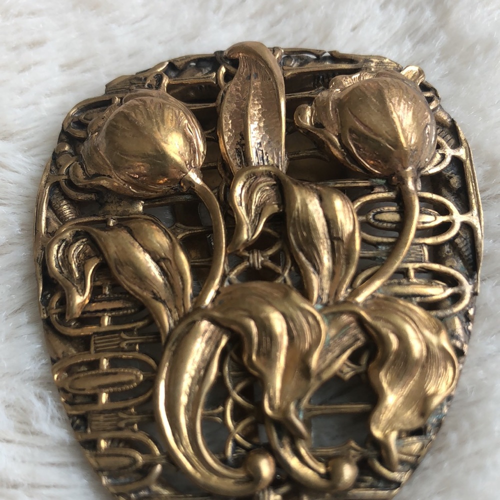 Art Nouveau Deco Brass Repousse Filigree German Style Dress Clip - Picture 16 of 17